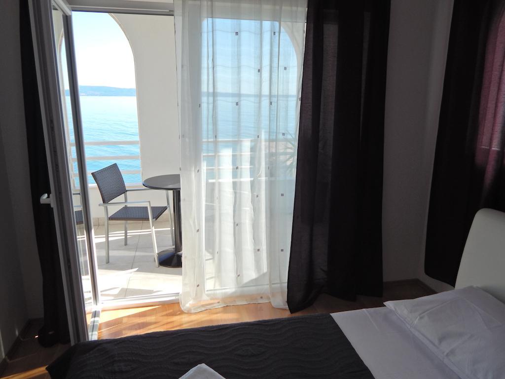 Sea Star Apartments 포드스트라나 객실 사진